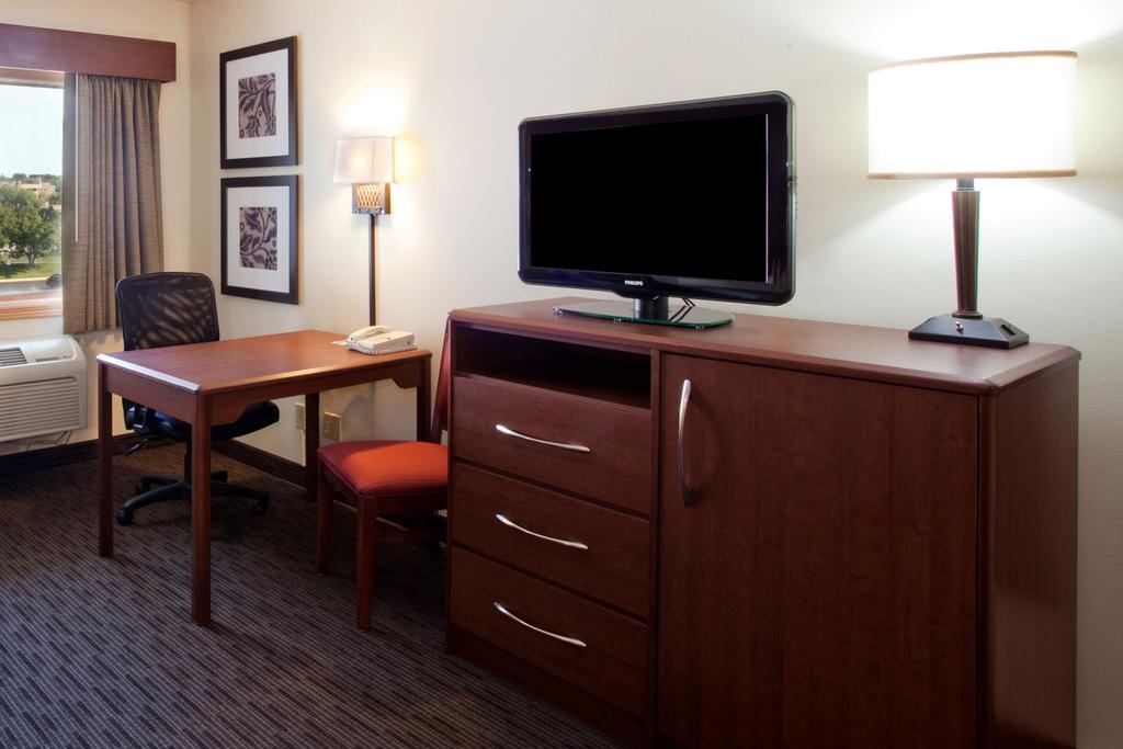 Americinn By Wyndham Algona Room photo