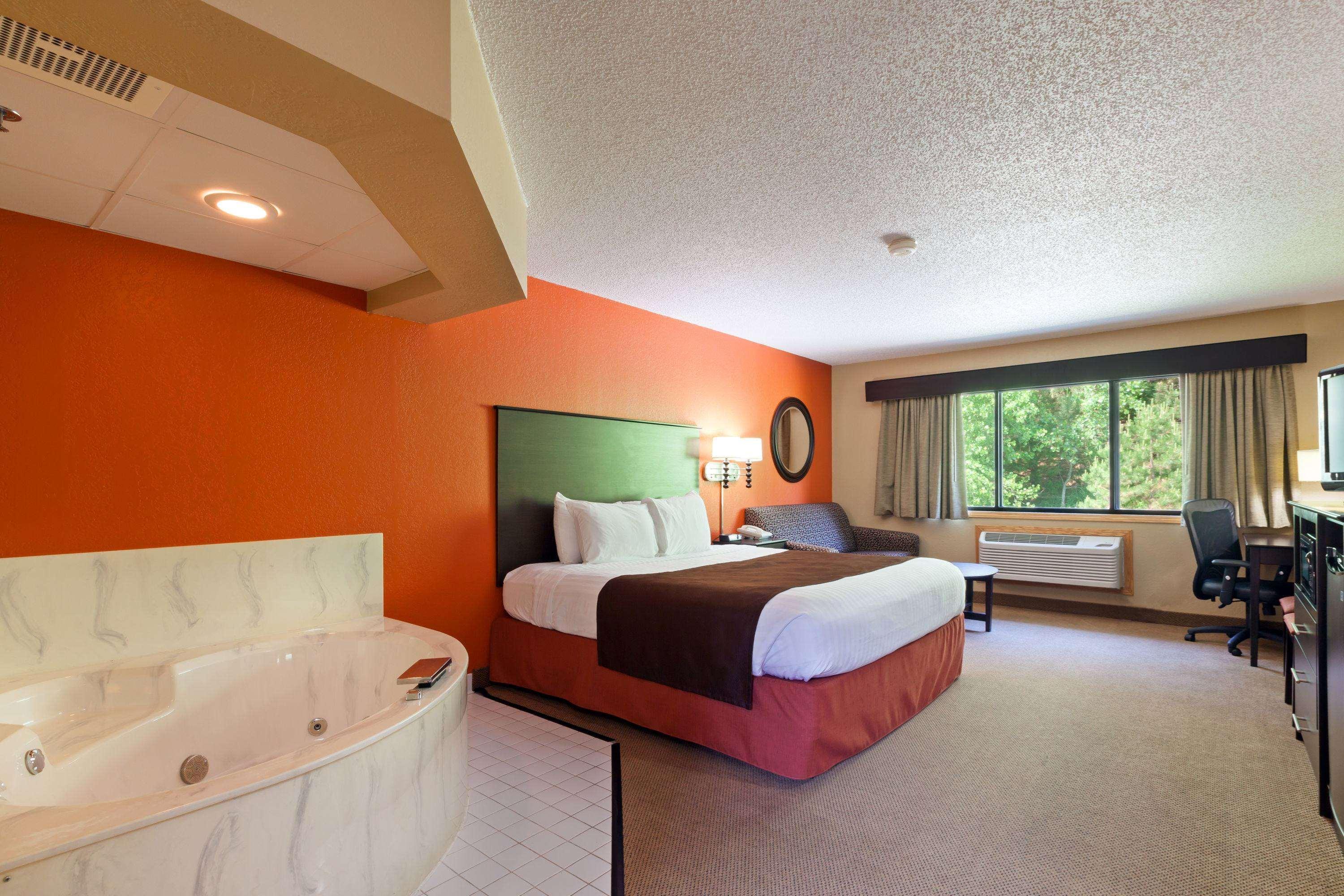 Americinn By Wyndham Algona Exterior photo